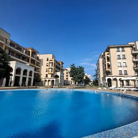 Apartment Issa Lighthouse Balchik