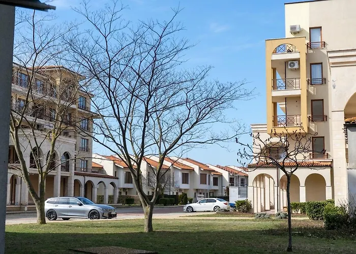 Apartment Issa Lighthouse