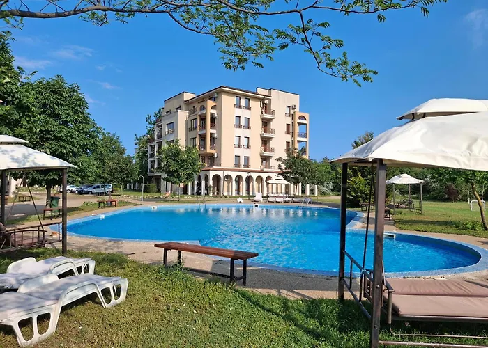 Issa Lighthouse Apartment